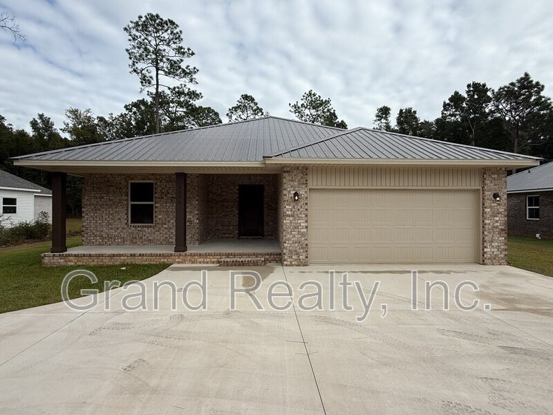 Modern 3 Bedroom Home in Pace FL – Never Been Lived In! property image