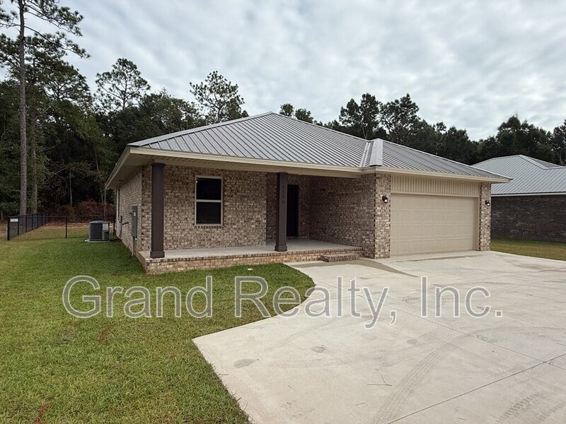 Modern 3 Bedroom Home in Pace FL – Never Been Lived In! property image
