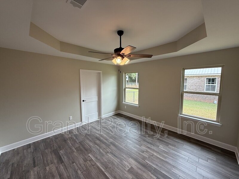 Modern 3 Bedroom Home in Pace FL – Never Been Lived In! property image