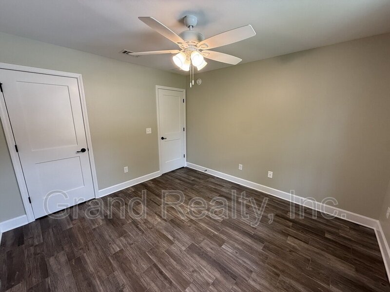 Modern 3 Bedroom Home in Pace FL – Never Been Lived In! property image