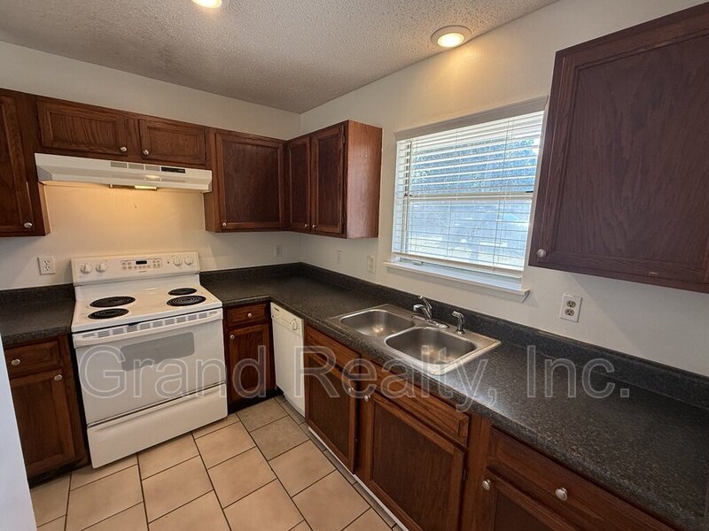 *Water & Lawncare Included!* Brand NEW HVAC & Water Heater! 2-Bed Oasis in Pace at 4148 Charles Circle! property image