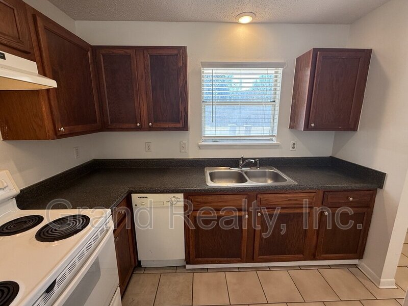 *Water & Lawncare Included!* Brand NEW HVAC & Water Heater! 2-Bed Oasis in Pace at 4148 Charles Circle! property image