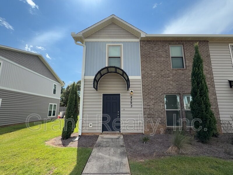 *Lawncare Included* Pleasant 3 Bed Townhouse with 2 Full Baths and 1 Half Bath with Community Playground! property image
