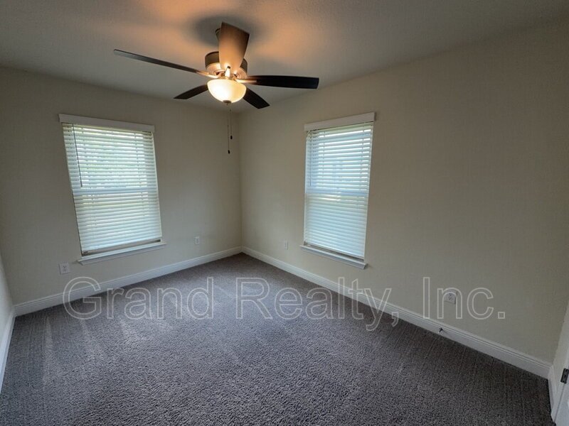 *Lawncare Included* Pleasant 3 Bed Townhouse with 2 Full Baths and 1 Half Bath with Community Playground! property image