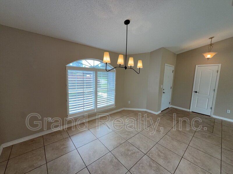 Spacious 3-Bedroom, 2-Bath Home in North Harbor Subdivision in Pace FL! property image