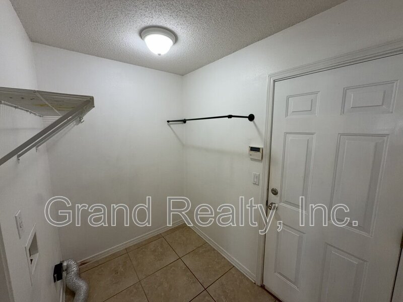 Spacious 3-Bedroom, 2-Bath Home in North Harbor Subdivision in Pace FL! property image